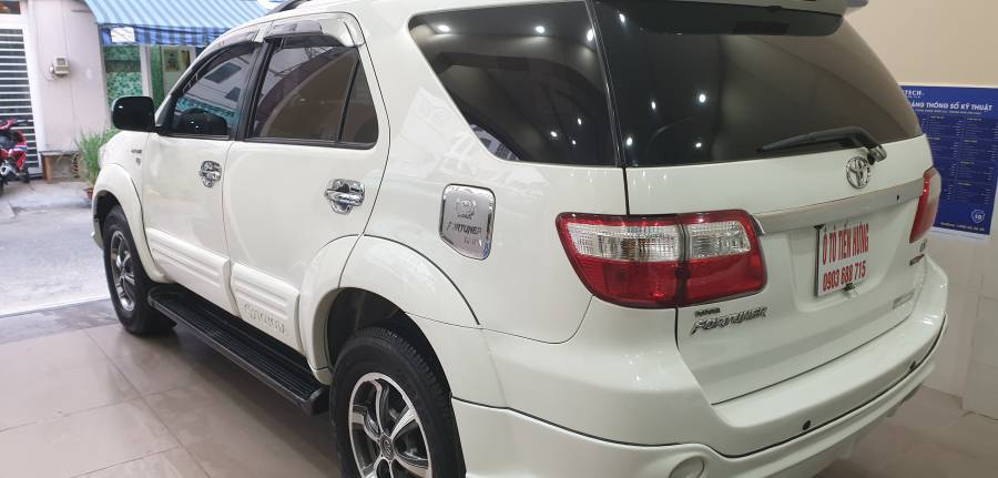 Bán Toyota Fortuner Sportivo TRD xăng 2.7 2 cầu đời 2012 số tự động màu trắng đẹp mới 70% 12