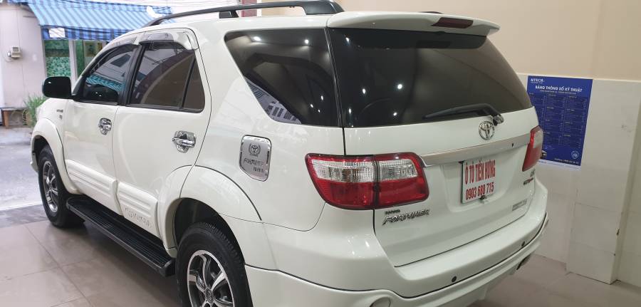 Bán Toyota Fortuner Sportivo TRD xăng 2.7 2 cầu đời 2012 số tự động màu trắng đẹp mới 70% 14