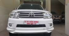 Bán Toyota Fortuner Sportivo TRD xăng 2.7 2 cầu đời 2012 số tự động màu trắng đẹp mới 70%