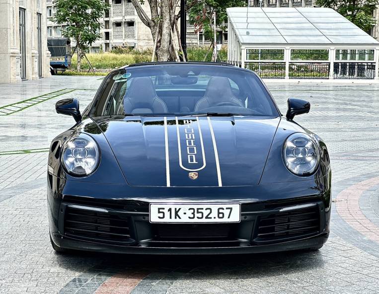 Porsche 911 Targa 4S sản xuất 2021, xe nguyên bản 100%, BH hãng tới 2025. 2