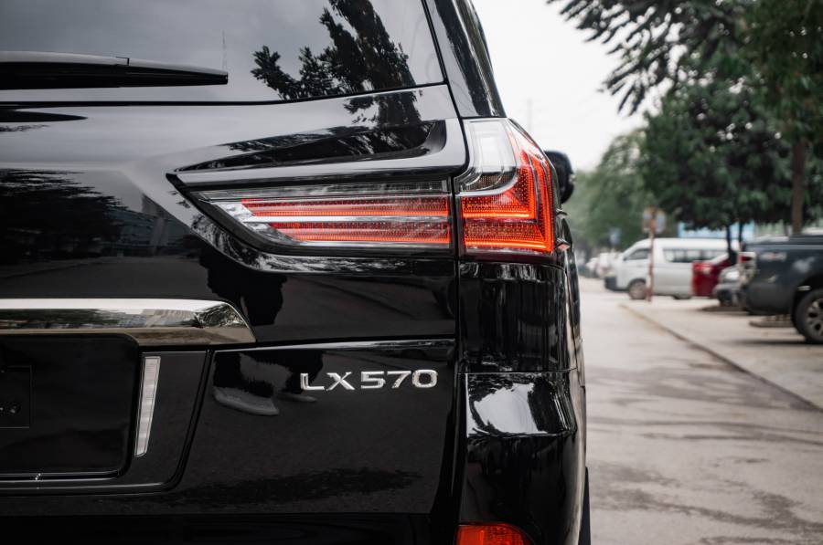 Bán Lexus LX 570  tại Hà Nội - xe đẹp như mới - cam kết giá tốt - LH: 0935866636 14