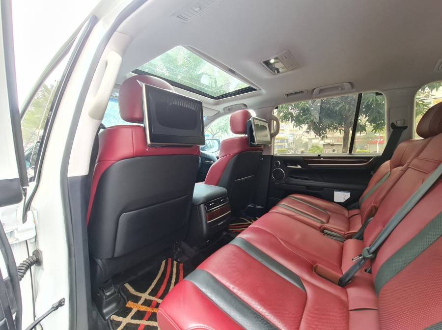 Lexus Lx570s modle 2019 - biển thành phốố, 1 chủ từ  đầu - giá  tốt  - LH: 0935866636 2