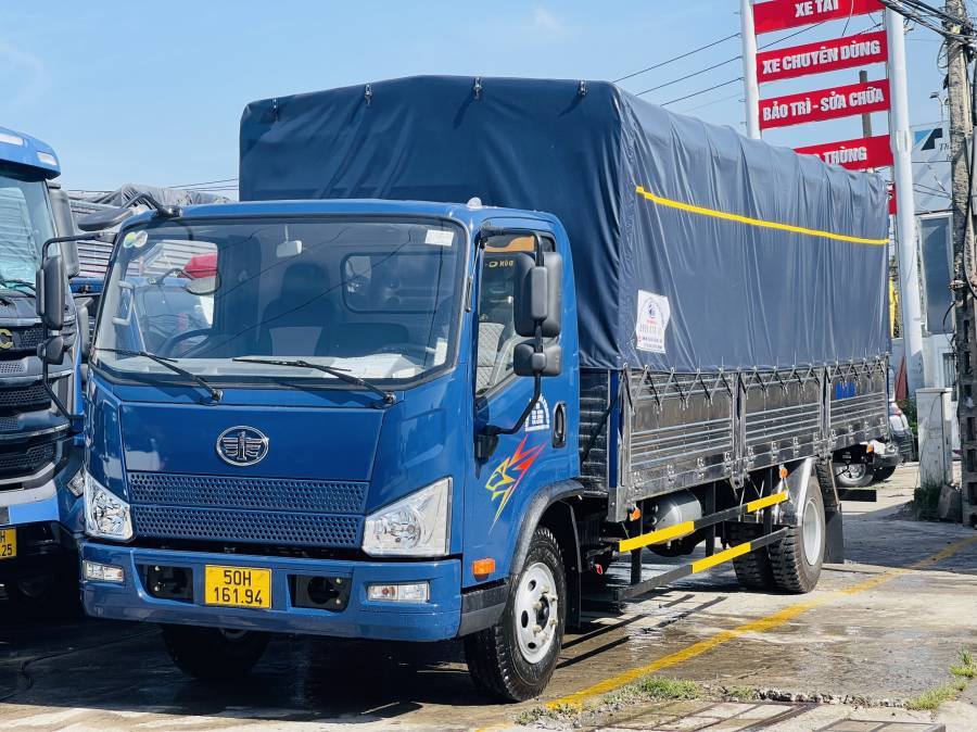 xe tải faw tiger 8 tấn thùng 6m3 , hỗ trợ vay cao 80% , trả trước chỉ 180 triệu 1