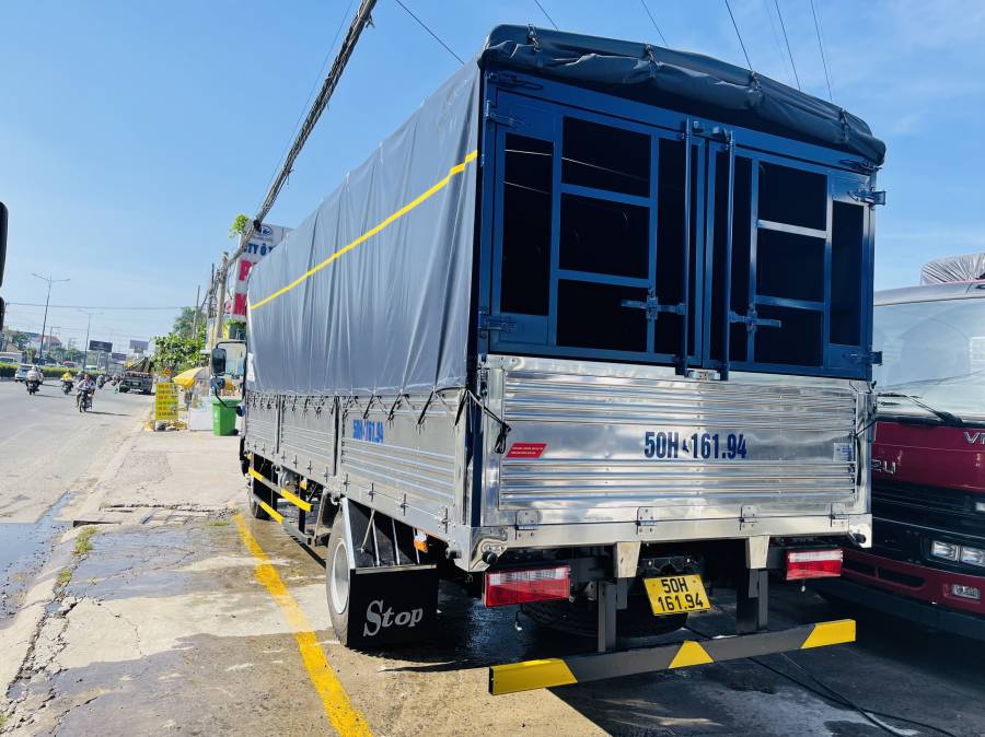 xe tải faw tiger 8 tấn thùng 6m3 , hỗ trợ vay cao 80% , trả trước chỉ 180 triệu 3