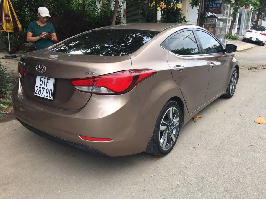 Bán xe chính chủ Hyundai Elantra AT 2015 cũ Hồ Chí Minh có hổ trợ trả góp Bán xe chính chủ Hyundai Elantra AT 2015 cũ Hồ Chí Minh có hổ trợ trả góp