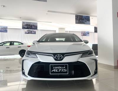 Toyota corolla altis 1.8g, 1.8v, hybrid 2022 - giao ngay
