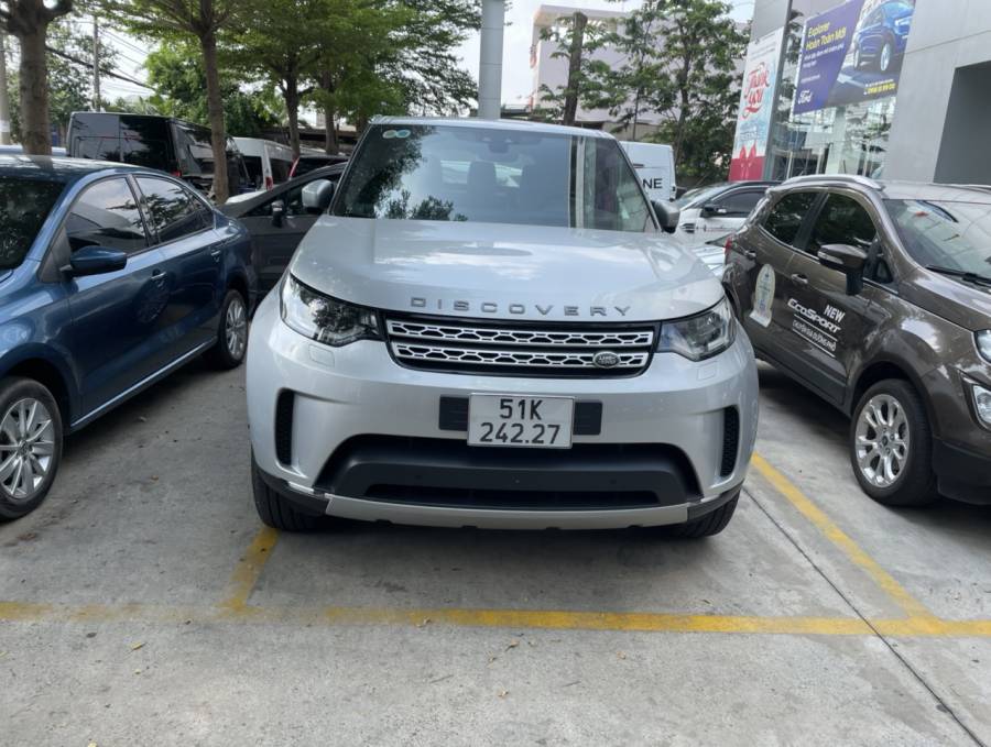 Bán Land Rover Discovery HSE 2019 cũ Hồ Chí Minh - Xe còn cực mới cực đẹp - Liên hệ ngay 8