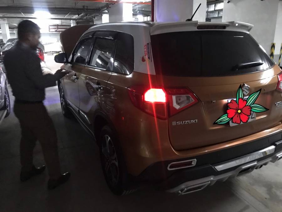 Bán Suzuki Grand Vitara YD21S 2016 trả góp + giá cả thương lượng + xe chính chủ Bán Suzuki Grand Vitara YD21S 2016 trả góp + giá cả thương lượng + xe chính chủ