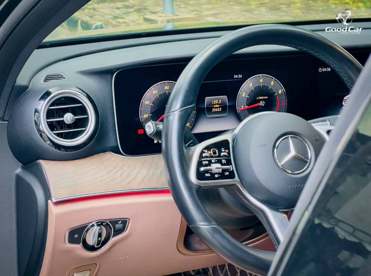 Mercedes-Benz E200 Exclusive 2020 cũ Hồ Chí Minh - Xe còn cực mới - Cực đẹp - Liên hệ ngay 9