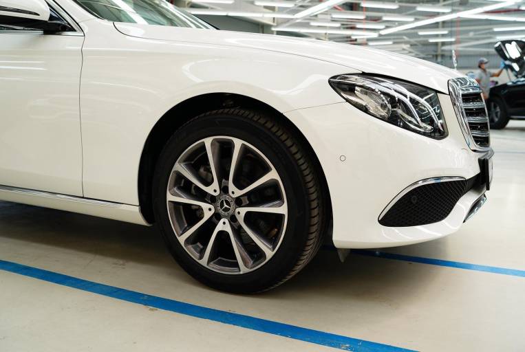 [BIG SALE ] Mercedes E200 Exclusive Giá Tốt-Giảm Thuế 50%-Trả góp 85%  ☎️ 090 8299 829 18
