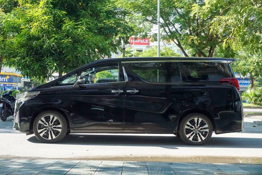 Bán Toyota Alphard eclutive sản xuất 2019 cũ đã qua sử dụng  LH: 09358.66636 19