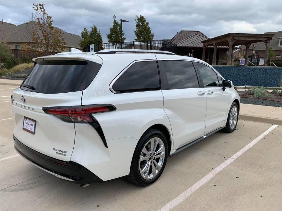Toyota sienna hybrid