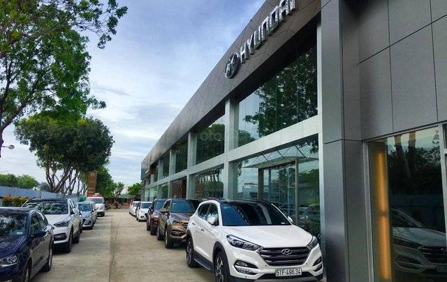 HYUNDAI TRƯỜNG CHINH - QUẬN 4 HYUNDAI TRƯỜNG CHINH - QUẬN 4