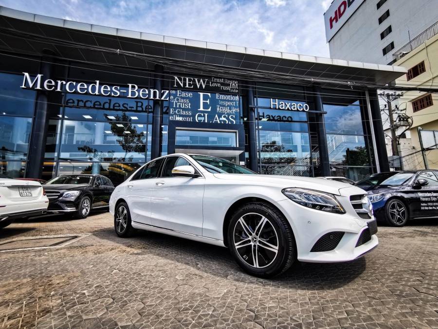 MERCEDES VÕ VĂN KIỆT MERCEDES VÕ VĂN KIỆT