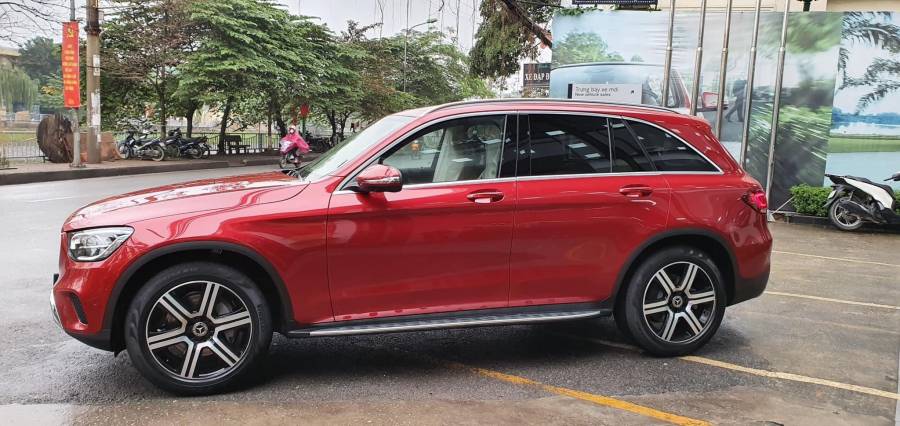 MERCEDES VÕ VĂN KIỆT MERCEDES VÕ VĂN KIỆT