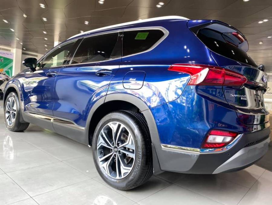 HYUNDAI TRƯỜNG CHINH-CN QUẬN 4 HYUNDAI TRƯỜNG CHINH-CN QUẬN 4