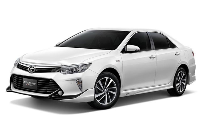 Mua bán xe ô tô Toyota Camry giá rẻ chính hãng 2019