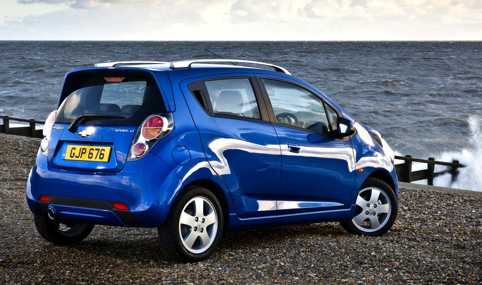 Xe chevrolet spark van rẻ
