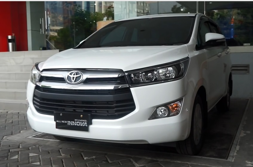 Toyota Innova thế hệ mới về Việt Nam chờ ngày ra mắt