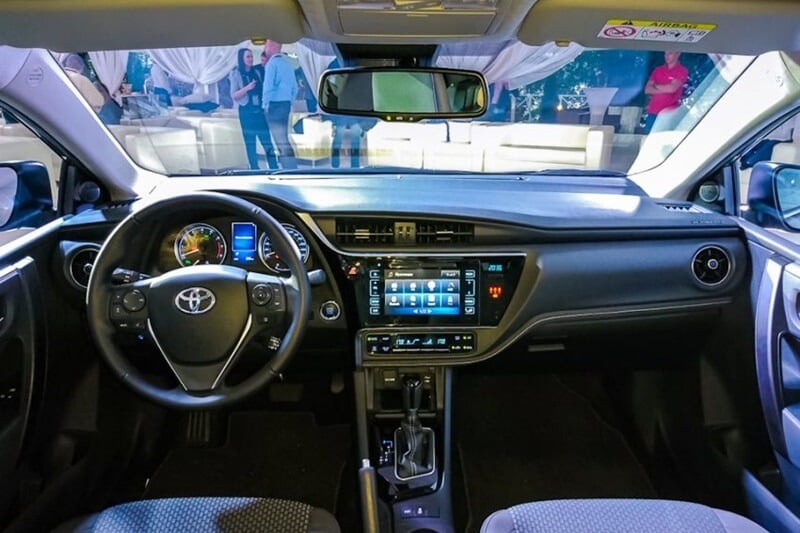 6 điều chưa biết về phiên bản nâng cấp 2017 của Toyota Corolla Altis