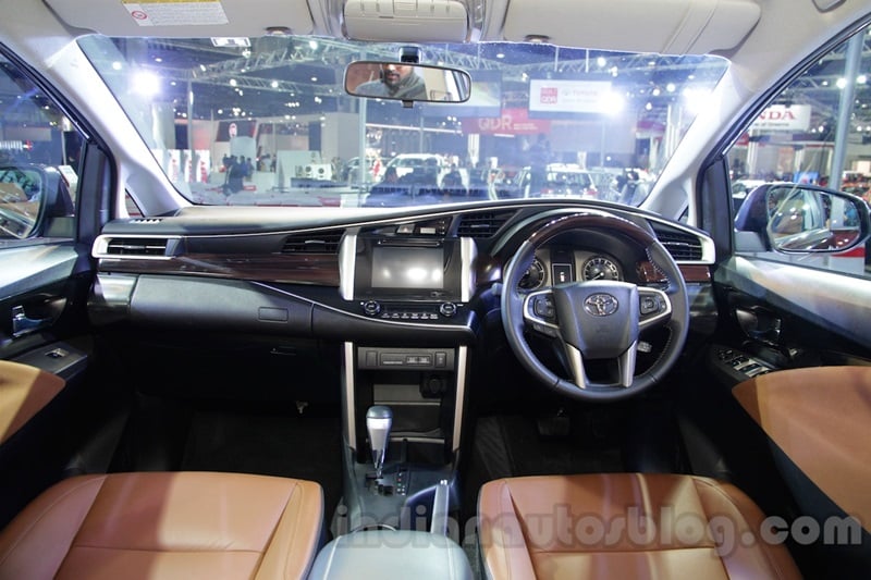 Toyota Innova thế hệ mới sắp có thêm động cơ xăng mới