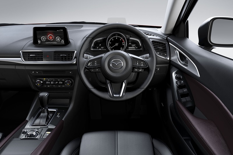 Mazda3 phiên bản nâng cấp chính thức "chào" thị trường, giá từ 377 triệu đồng