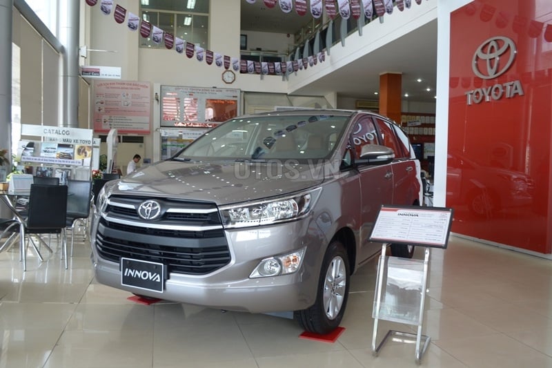 Toyota Innova chính thức ra mắt tại Việt Nam, giá từ 793 triệu đồng -1