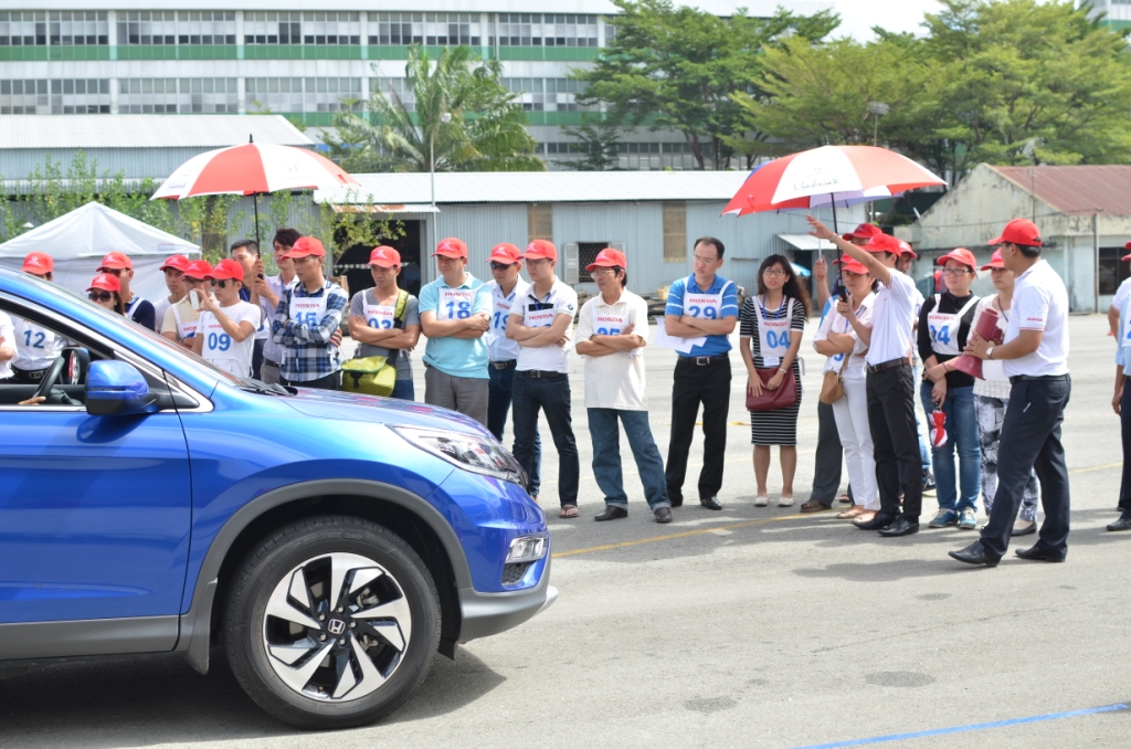 Trau đồi kỹ năng lái xe qua các khóa đào tạo của Honda Việt Nam - 1