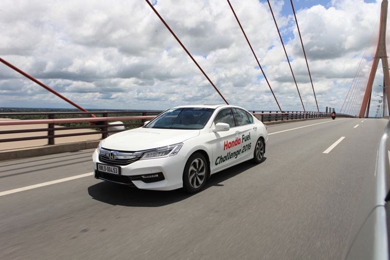 Honda Odyssey chỉ tiêu hao nhiên liệu 6,4 lít/100km
