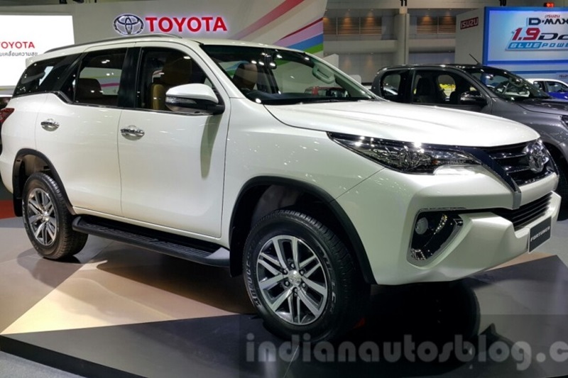 Toyota Fortuner 2016 vẫn ngoảnh mặt với thị trường Việt