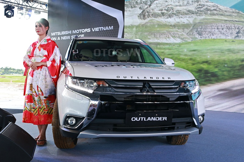 Mitsubishi Outlander 2016 - 3