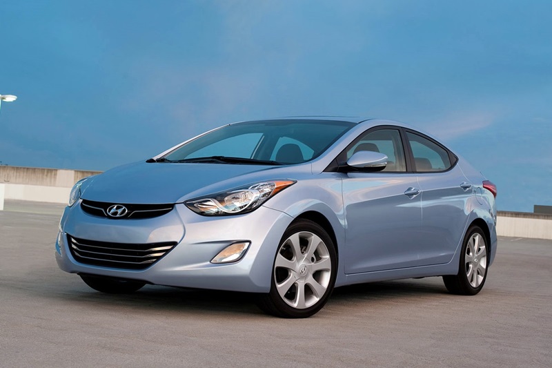 2013 Hyundai Elantra Review  Drive