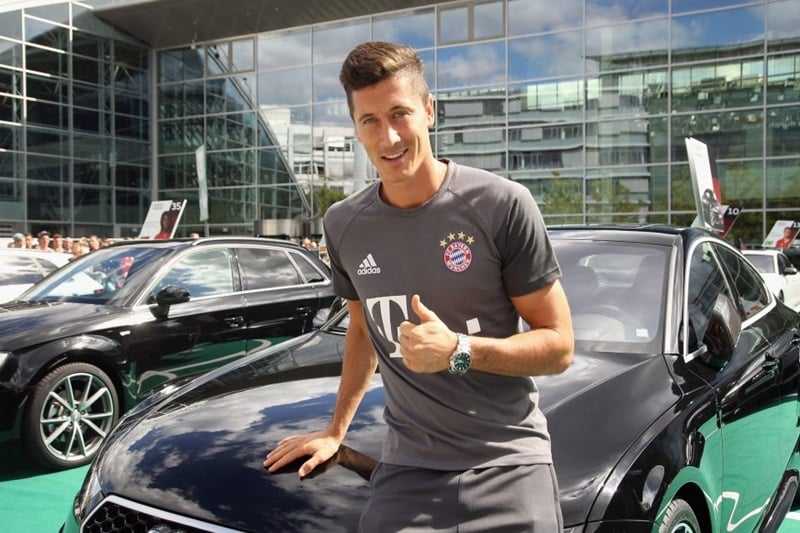 Audi tặng dàn xe tiền tỷ cho dàn sao Bayern Munich - 4