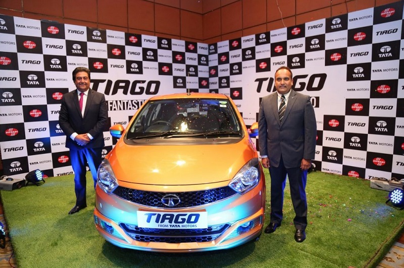 Xe giá rẻ Tata Tiago được xuất khẩu ra thị trường đầu tiên trên thế giới