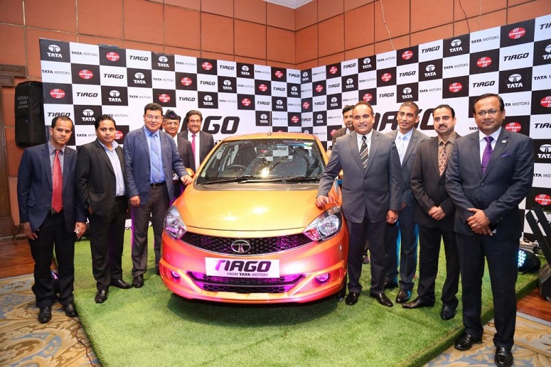 Xe giá rẻ Tata Tiago được xuất khẩu ra thị trường đầu tiên trên thế giới