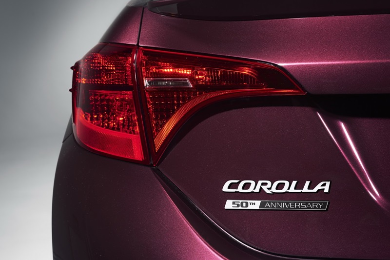 Toyota ra mắt phiên bản Corolla 2017 mừng “sinh nhật” lần thứ 50