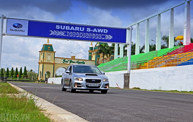Trải nghiệm dàn xe Subaru tại trường đua Happy Land 