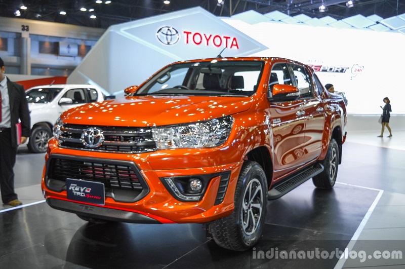 Toyota Hilux thế hệ mới  - 1
