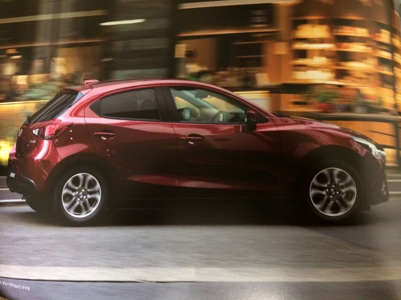 Mazda2 lộ diện phiên bản nâng cấp 