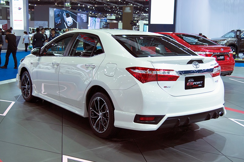 Toyota Corolla Altis có thêm phiên bản thể thao, giá gần 600 triệu đồng