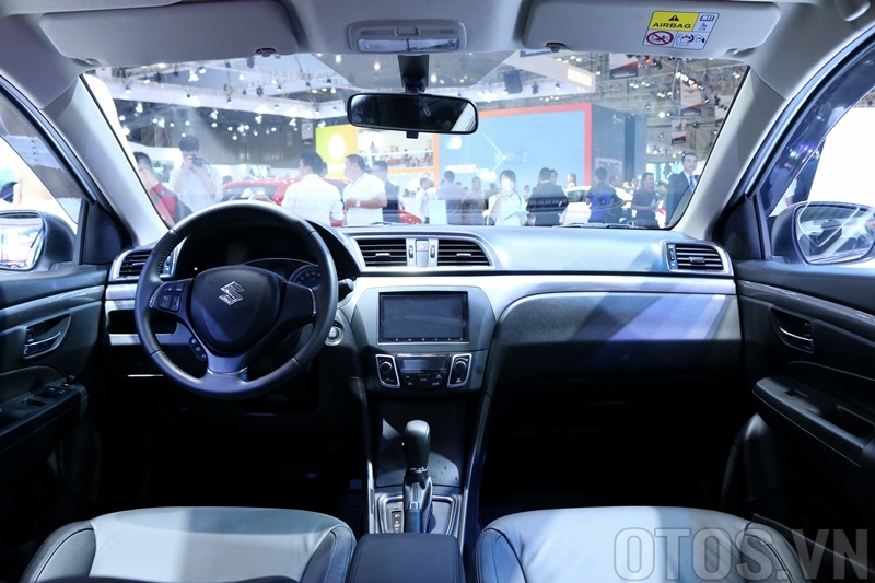 [VIMS 2016] Suzuki Ciaz ra mắt với giá 580 triệu đồng, thách thức Toyota Vios