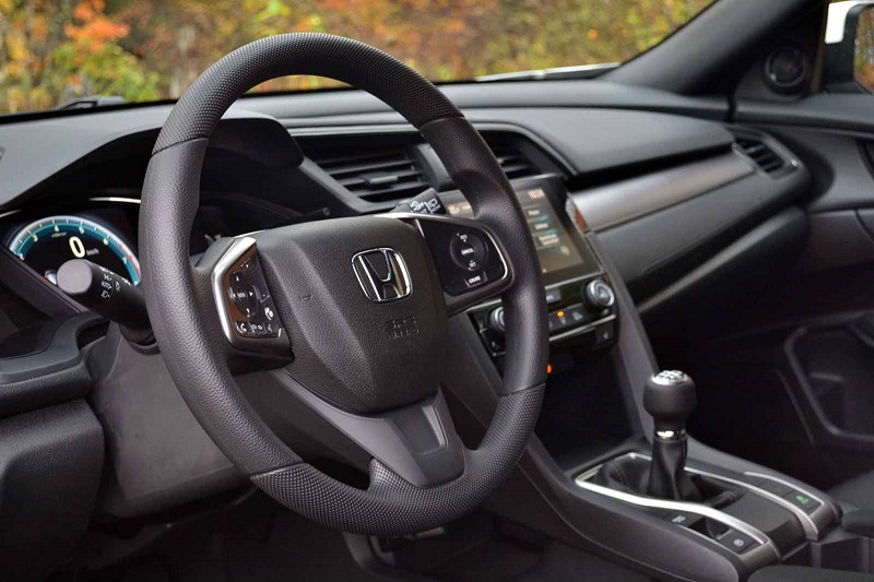 Đánh giá Honda Civic Hatchback 2017