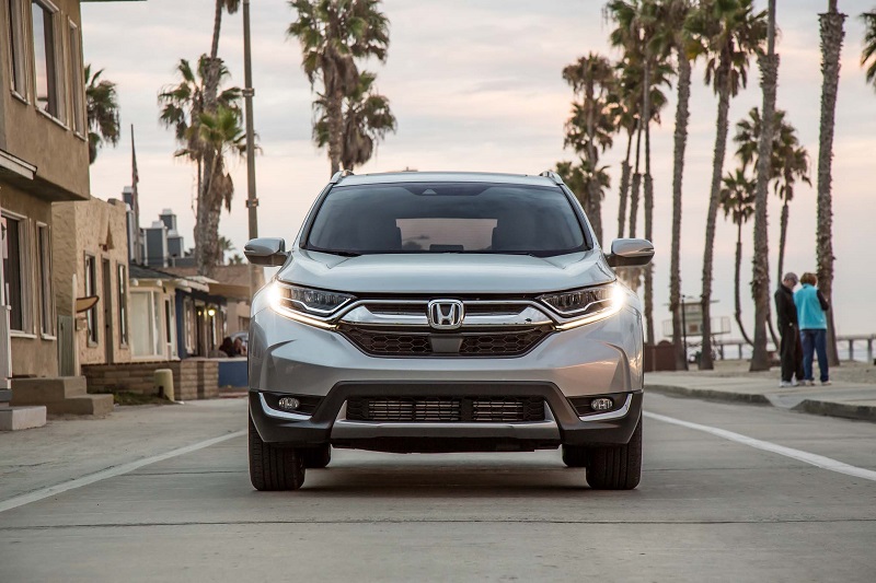 Đánh giá Honda CR-V 2017: Mạnh mẽ và tiết kiệm hơn