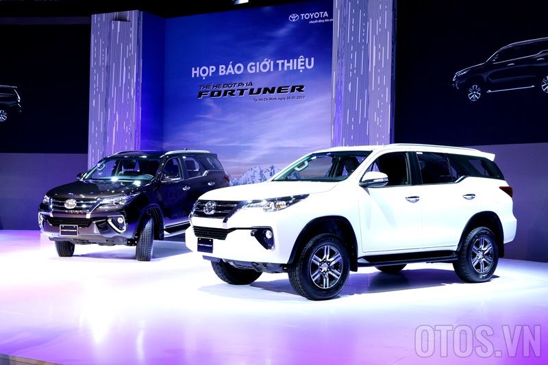 Toyota Fortuner 2017 chính thức chào thị trường Việt, giá từ 981 triệu đồng