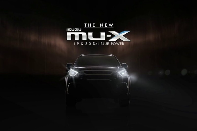 Isuzu MU-X sắp có bản nâng cấp 2017, quyết đấu Toyota Fortuner