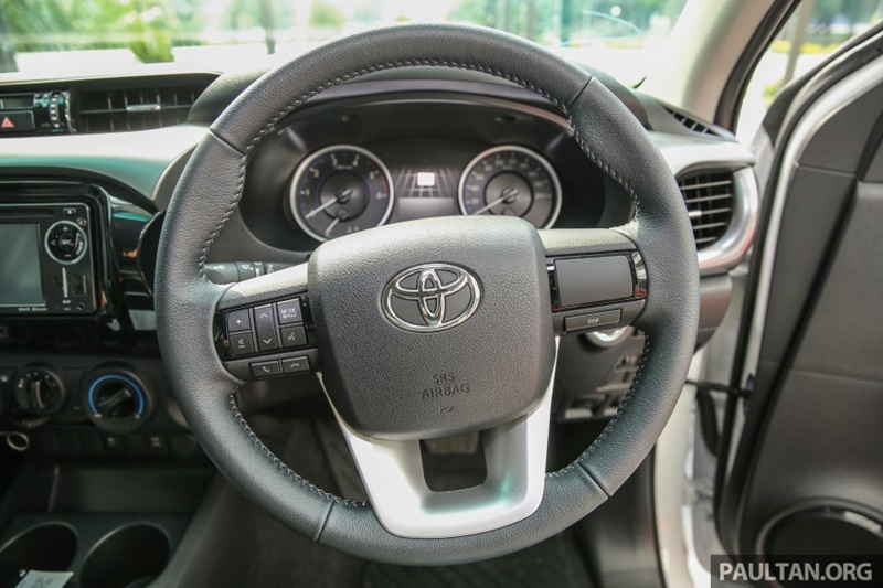 Cận cảnh mẫu bán tải Toyota Hilux 2.4G bản đặc biệt, giá từ 643 triệu đồng 