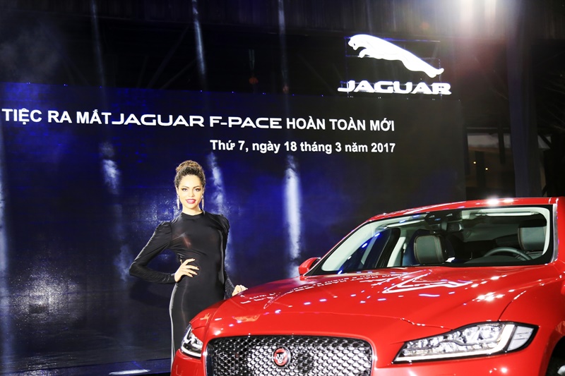 Jaguar F- Pace 