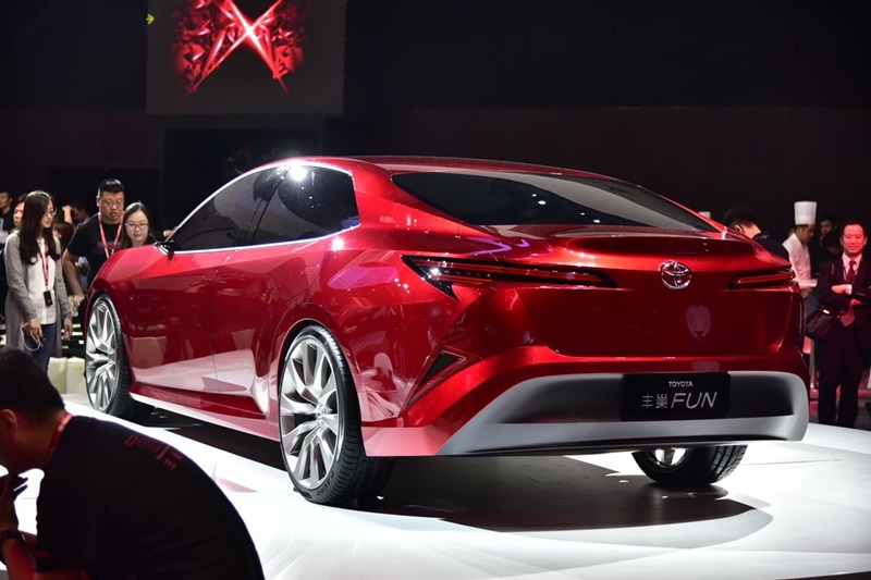 Toyota Camry sắp có thế hệ mới dành riêng cho khách hàng châu Á?