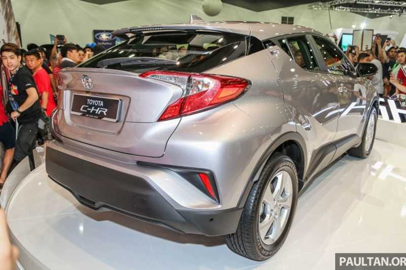 Toyota C-HR ra mắt