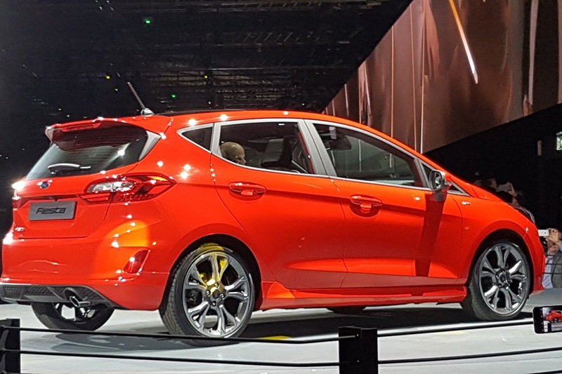 Ford Fiesta 2017 sẵn sàng đến tay người tiêu dùng